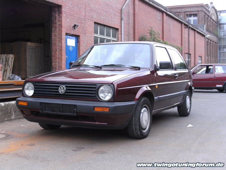 [Bild: twingo-13161331-yHe.jpg]
