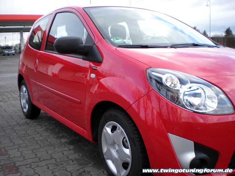 [Bild: twingo-13105712-Oac.jpg]