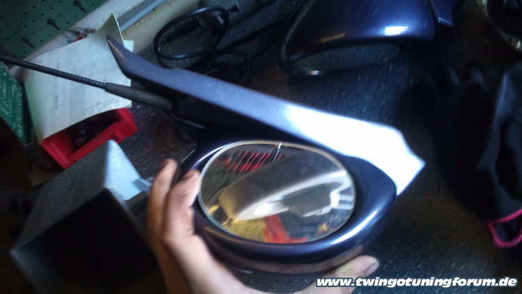[Bild: twingo-22210232-ZtV.jpg]