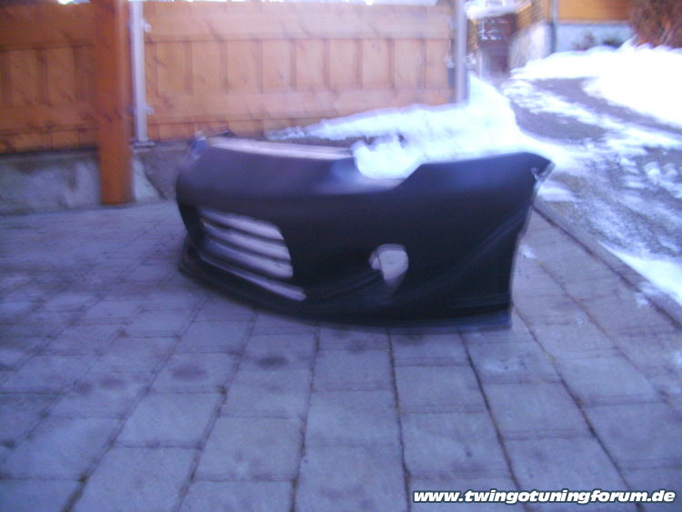[Bild: twingo-24145926-8X3.jpg]
