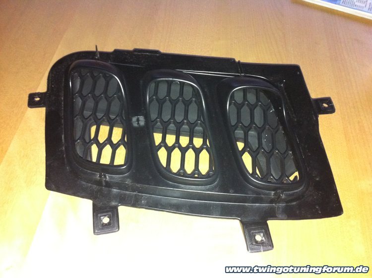 [Bild: twingo-28162635-NuC.jpg]