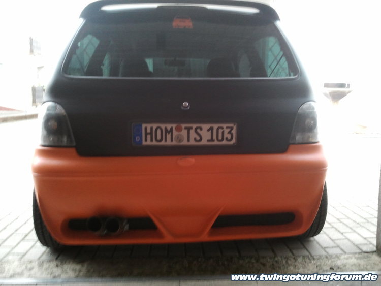 [Bild: twingo-31202437-DnT.jpg]