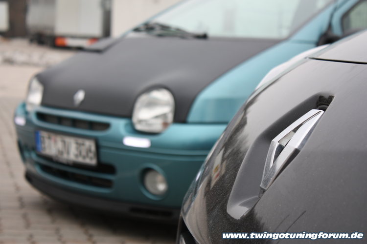 [Bild: twingo-19171905-2Ge.jpg]