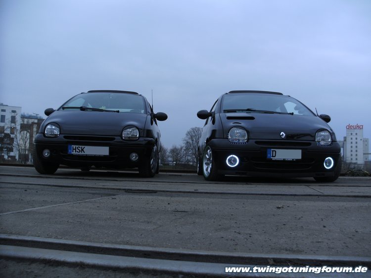 [Bild: twingo-27114447-FdI.jpg]