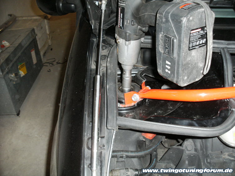 [Bild: twingo-27121244-T2l.jpg]