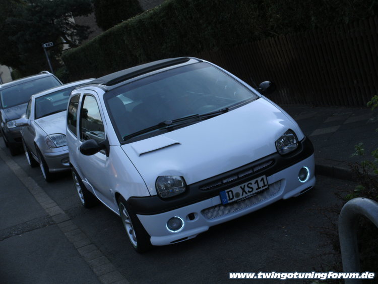 [Bild: twingo-03205632-VVx.jpg]