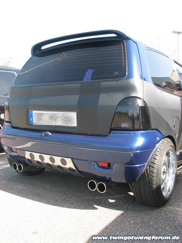 [Bild: twingo-10170557-oRO.jpg]