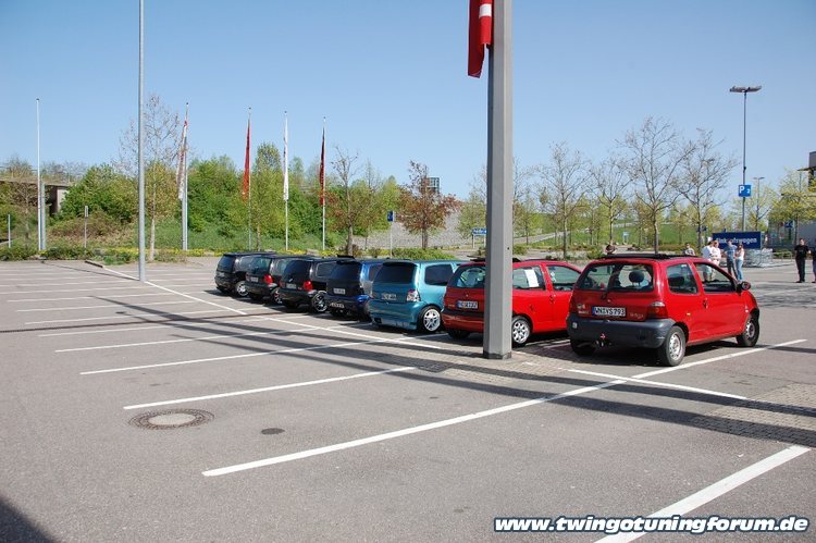 [Bild: twingo-10210735-5sW.jpg]