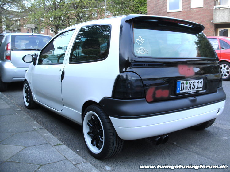 [Bild: twingo-13192907-NWr.jpg]