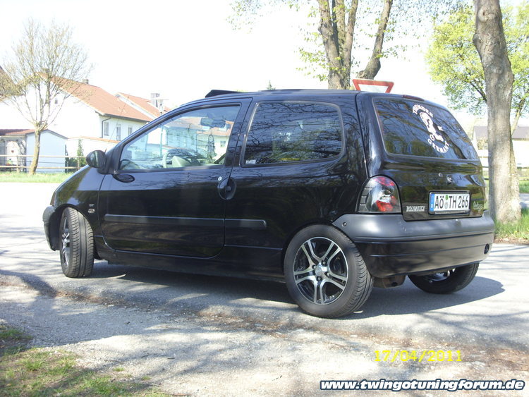 [Bild: twingo-17112807-6Uu.jpg]