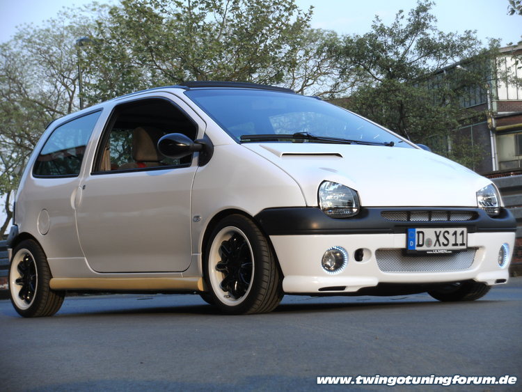 [Bild: twingo-24204013-Q6e.jpg]