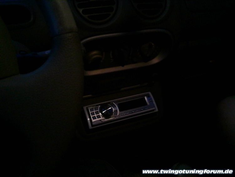 [Bild: twingo-08224904-cpC.jpg]