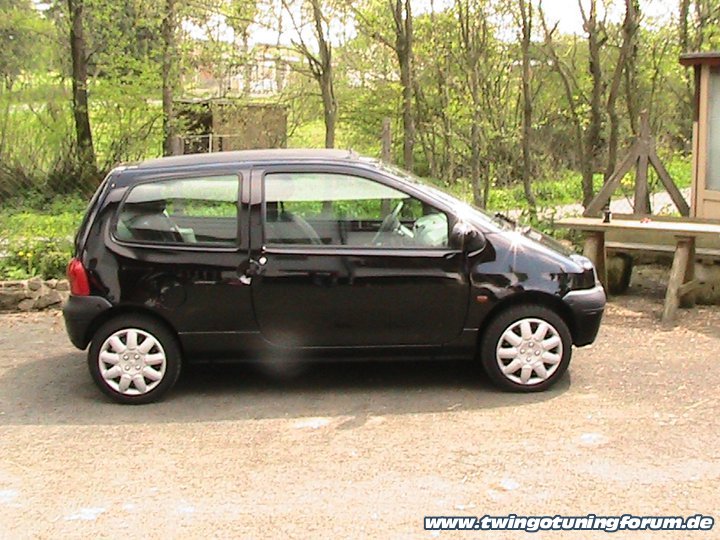 [Bild: twingo-22153850-gcb.jpg]