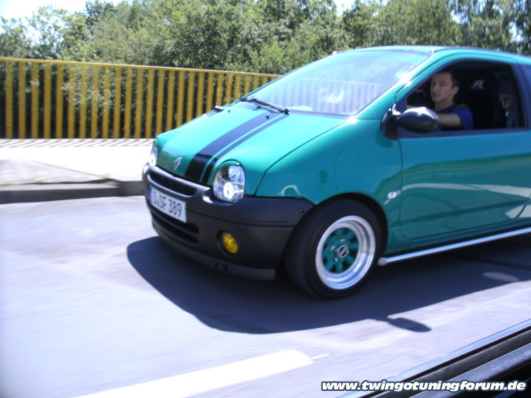 [Bild: twingo-05194919-Zce.jpg]