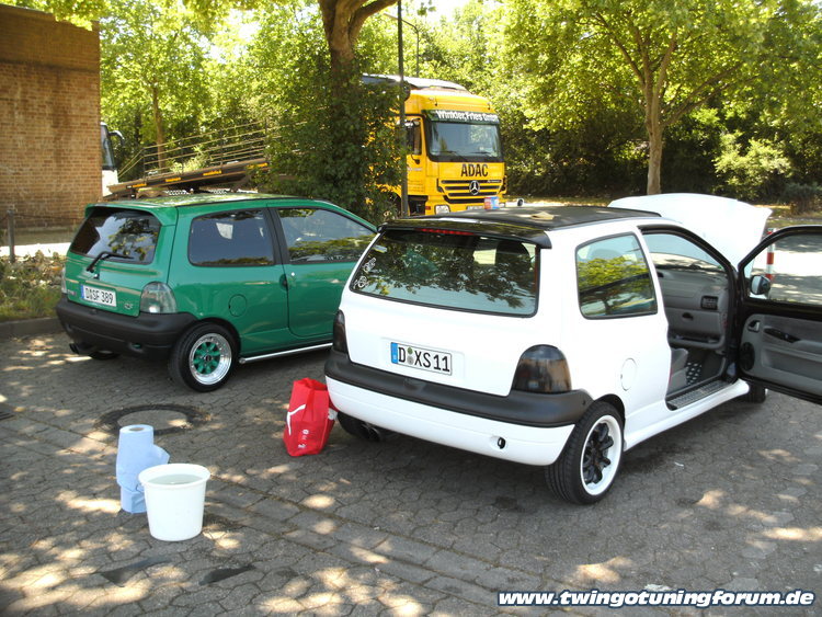 [Bild: twingo-05195111-EAH.jpg]