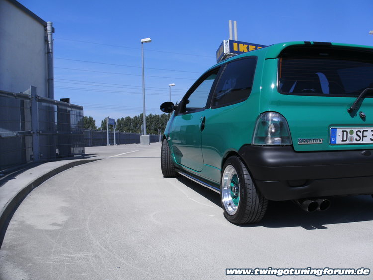 [Bild: twingo-05200233-z7b.jpg]