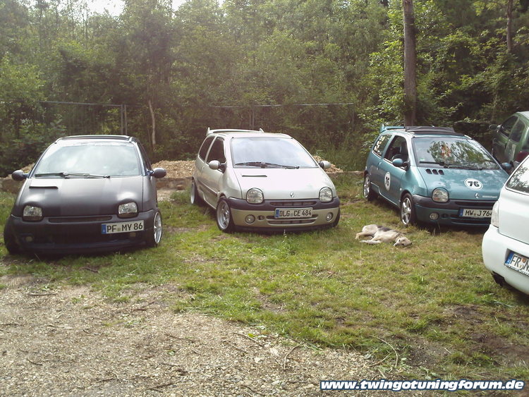 [Bild: twingo-12045028-vc3.jpg]