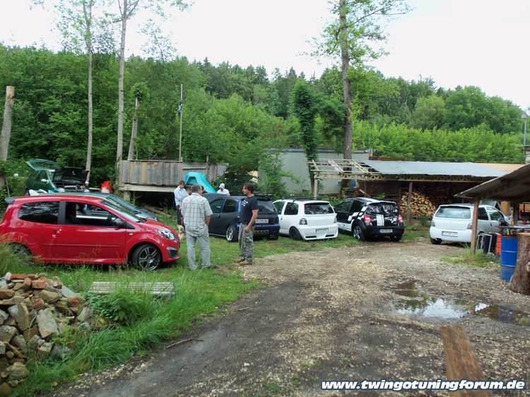 [Bild: twingo-12191551-ttL.jpg]