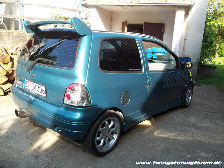 [Bild: twingo-12192622-cQQ.jpg]