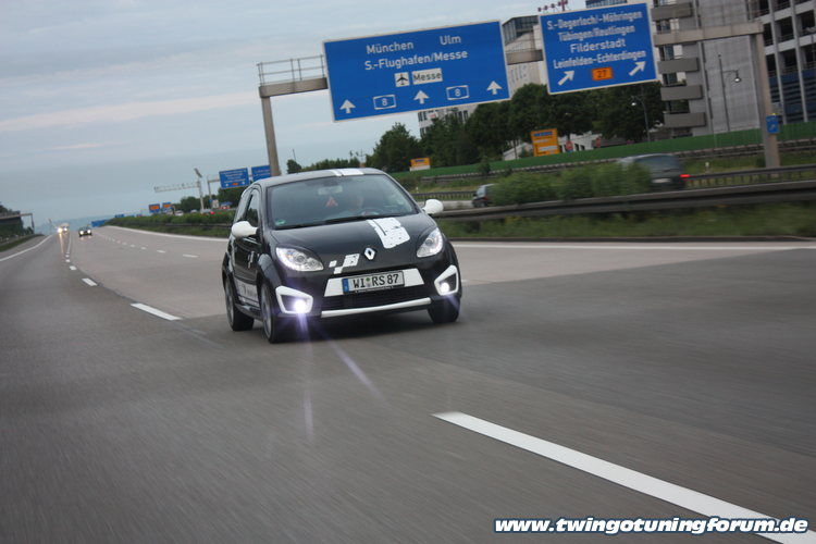 [Bild: twingo-14222806-iTR.jpg]
