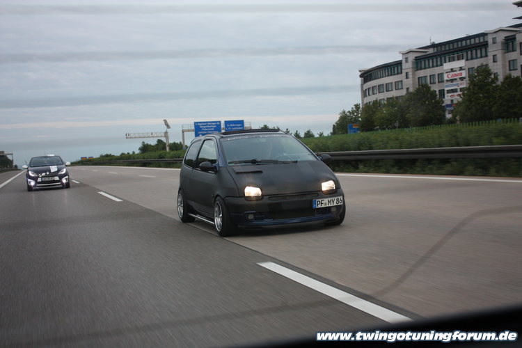 [Bild: twingo-14223246-lGw.jpg]