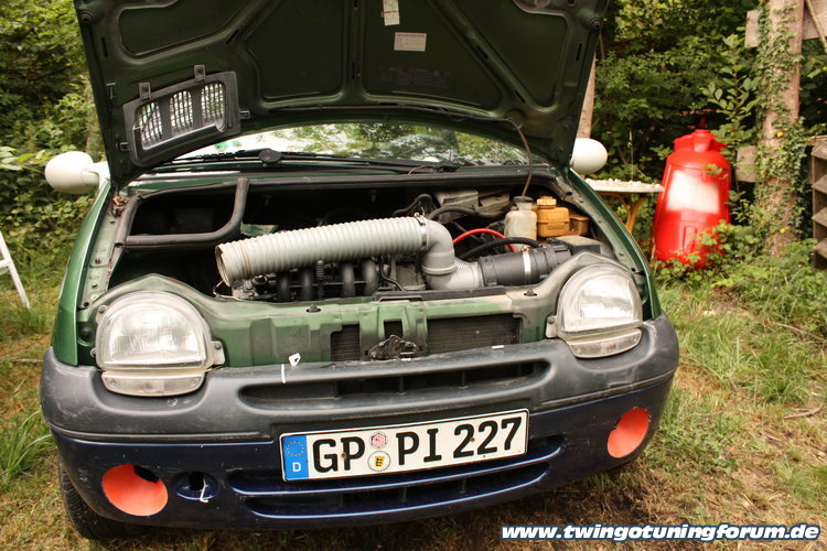 [Bild: twingo-14225131-Rwb.jpg]