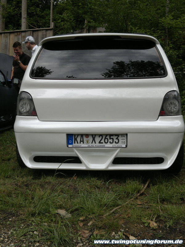 [Bild: twingo-15222422-vwS.jpg]