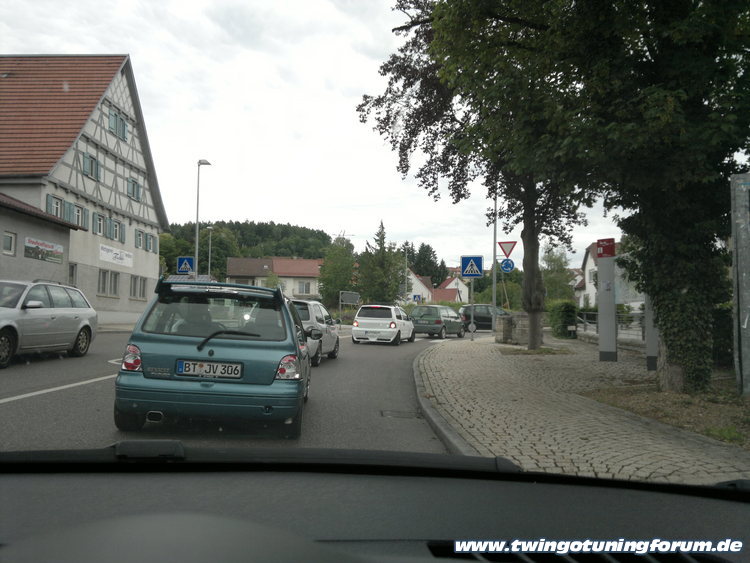 [Bild: twingo-15222835-Nvb.jpg]