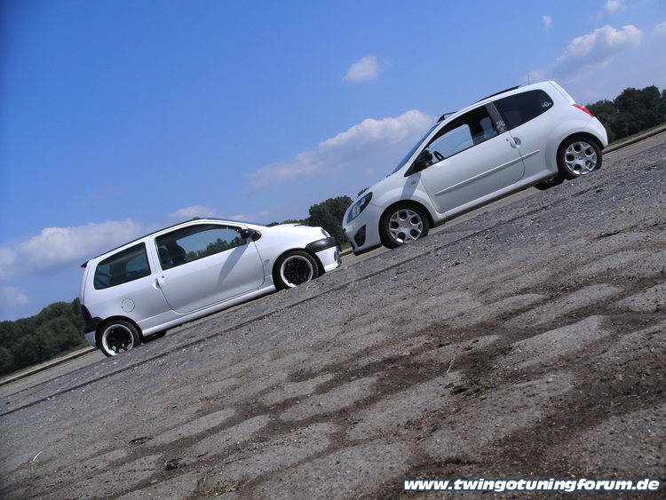 [Bild: twingo-26201502-osY.jpg]