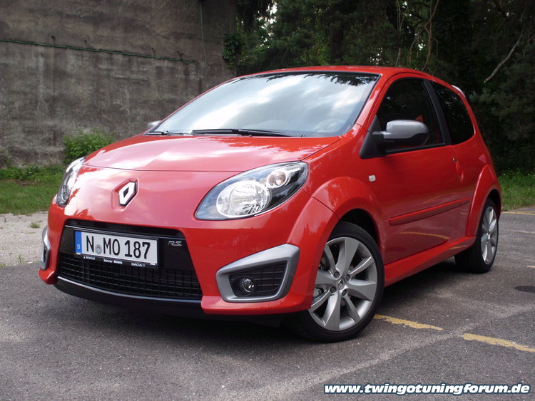 [Bild: twingo-03090318-BkA.jpg]