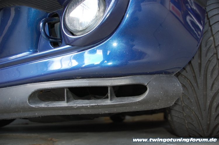 [Bild: twingo-16152616-xM4.jpg]