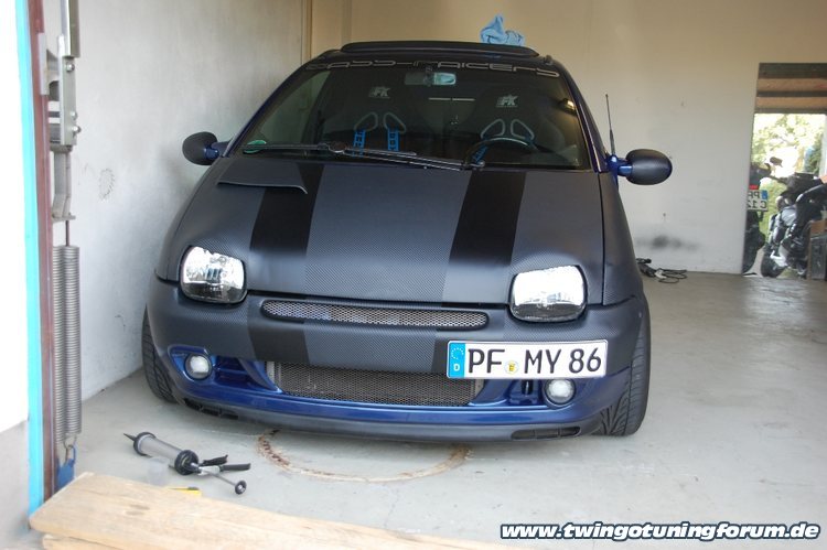 [Bild: twingo-16152648-hfx.jpg]