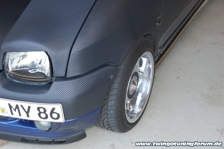 [Bild: twingo-16152735-MLK.jpg]