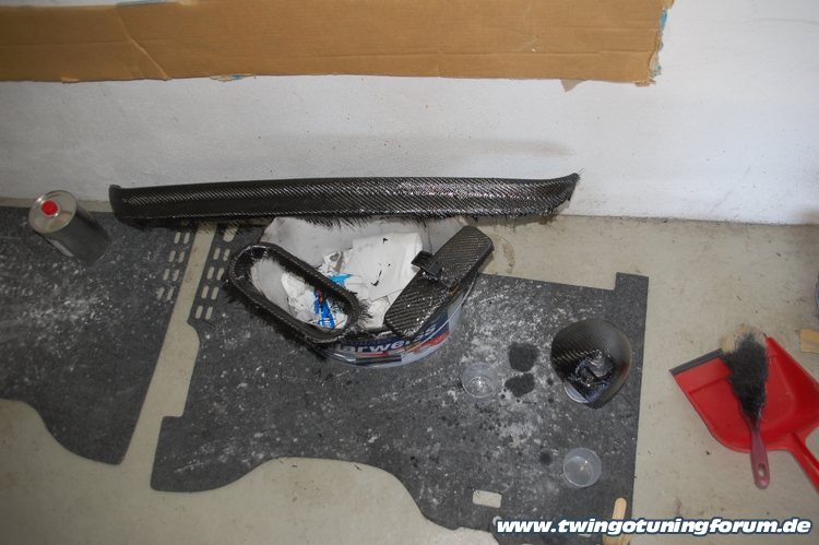 [Bild: twingo-16152936-1zq.jpg]