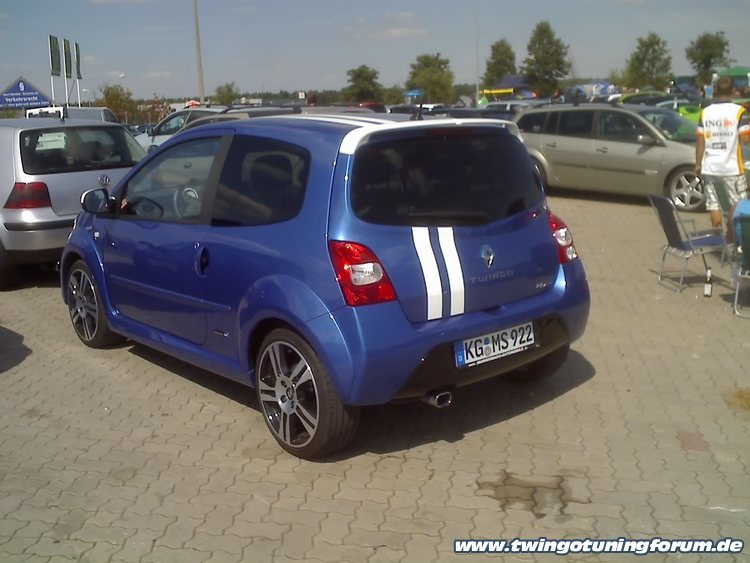[Bild: twingo-17071846-NOI.jpg]