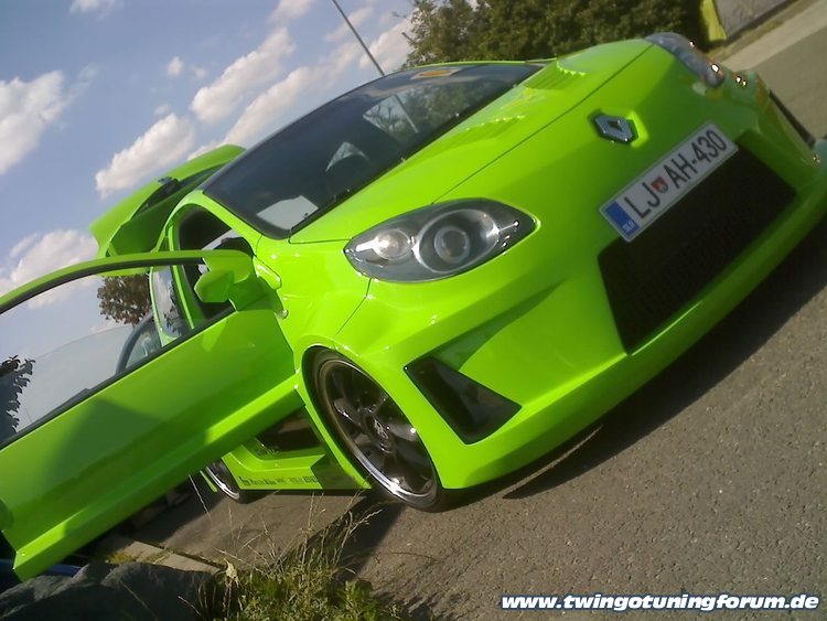[Bild: twingo-17072631-KN2.jpg]