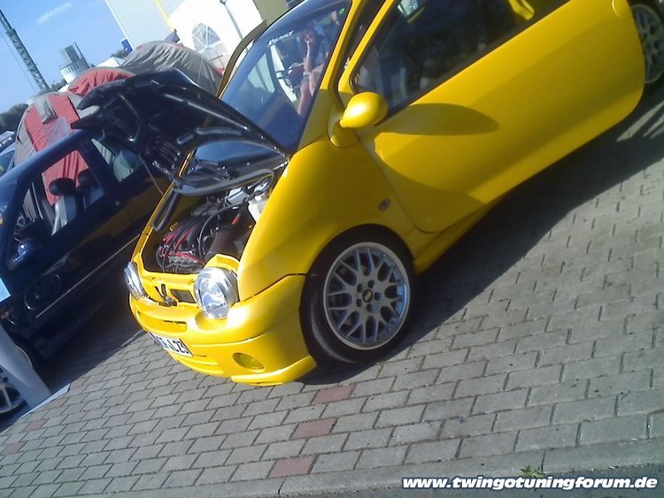 [Bild: twingo-17073220-IzN.jpg]