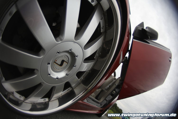 [Bild: twingo-17150926-S7k.jpg]