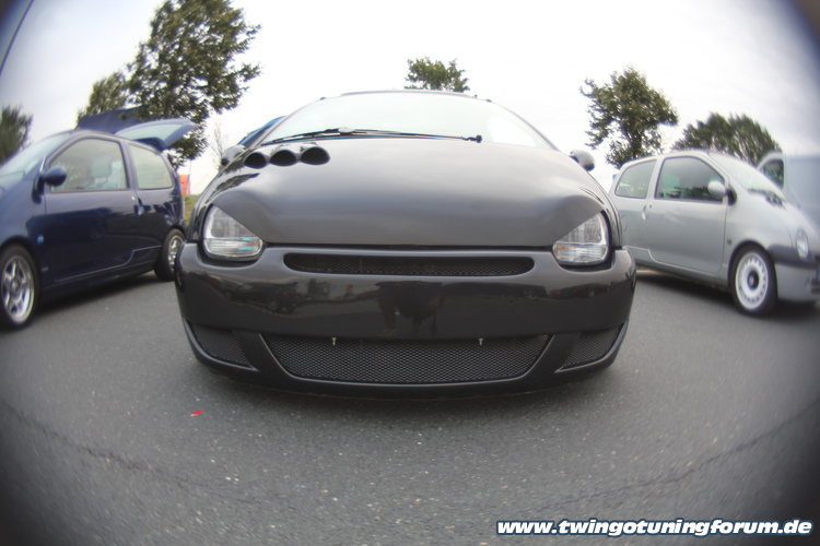[Bild: twingo-17152000-7Vn.jpg]