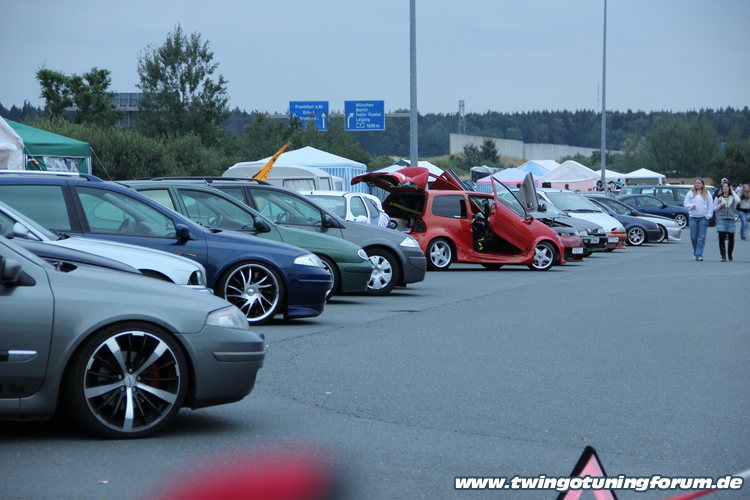 [Bild: twingo-17165813-32n.jpg]