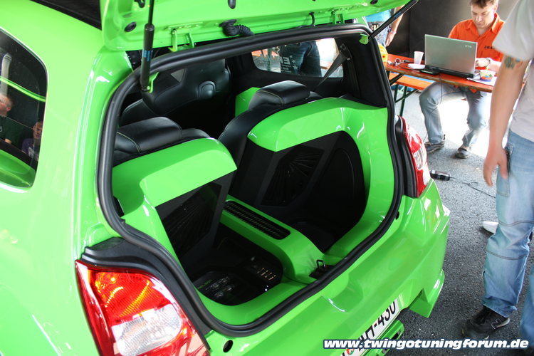 [Bild: twingo-18073731-X7O.jpg]