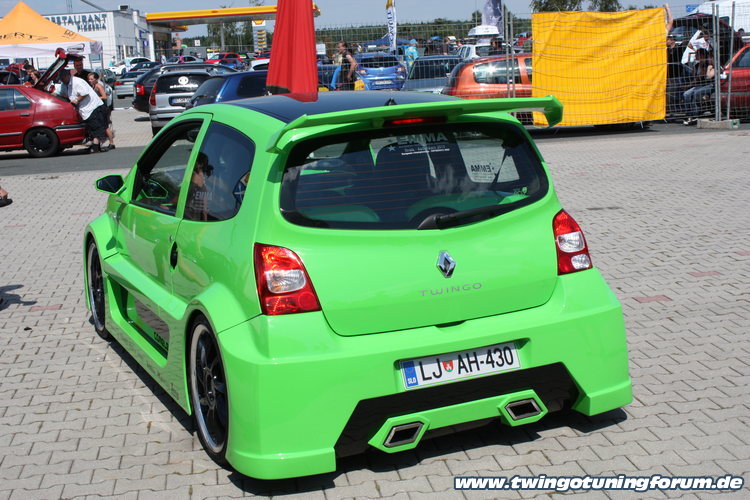 [Bild: twingo-18074004-twh.jpg]
