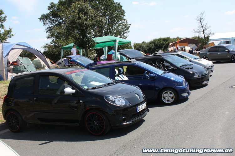 [Bild: twingo-18074021-ciD.jpg]