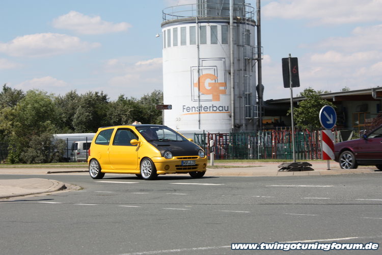 [Bild: twingo-18074206-BGZ.jpg]