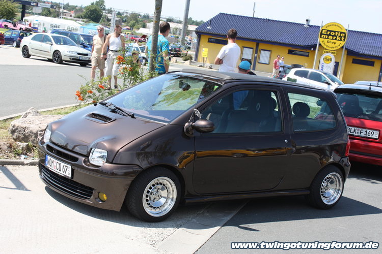[Bild: twingo-18074311-q2b.jpg]