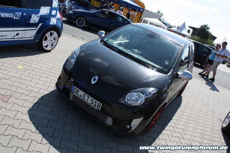 [Bild: twingo-18075140-wDz.jpg]