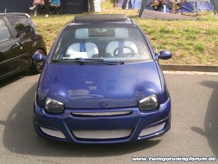 [Bild: twingo-18104326-N17.jpg]