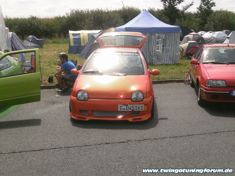 [Bild: twingo-18105043-B5V.jpg]