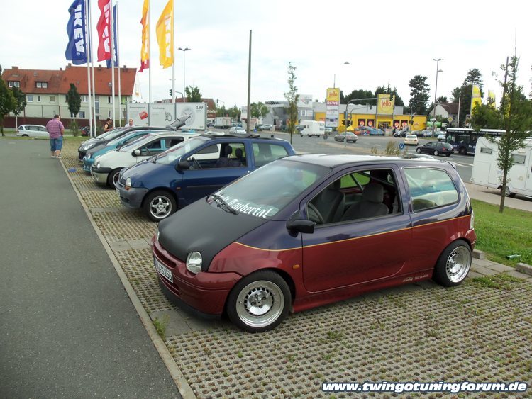 [Bild: twingo-07095619-Dhi.jpg]