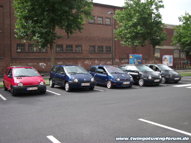 [Bild: twingo-07170600-EfB.jpg]